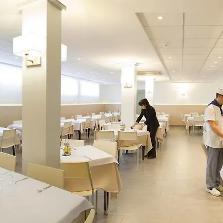 ホテル Estudios Rh Sol